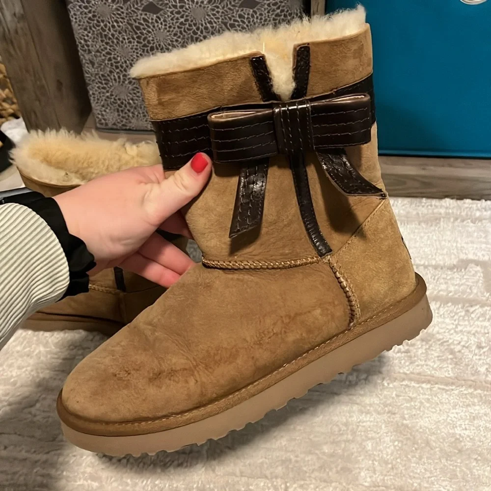UGG Tan Winter Boots with Bow - Picture 3 of 7